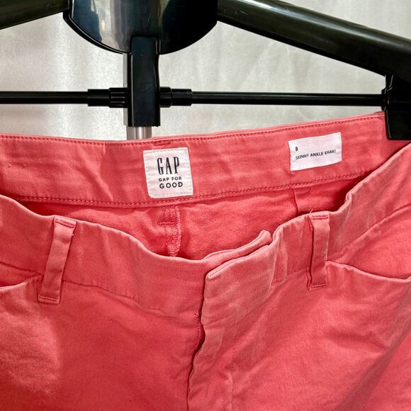 GAP | Skinny Ankle Khaki Pants | Size 8 - Picture 2 of 4